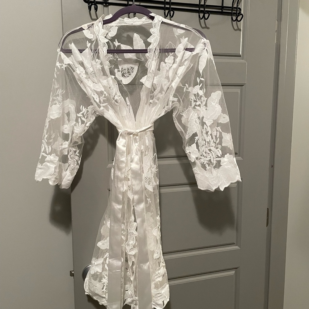 Sheer White Floral Lace Bridal Robe with Satin Tie